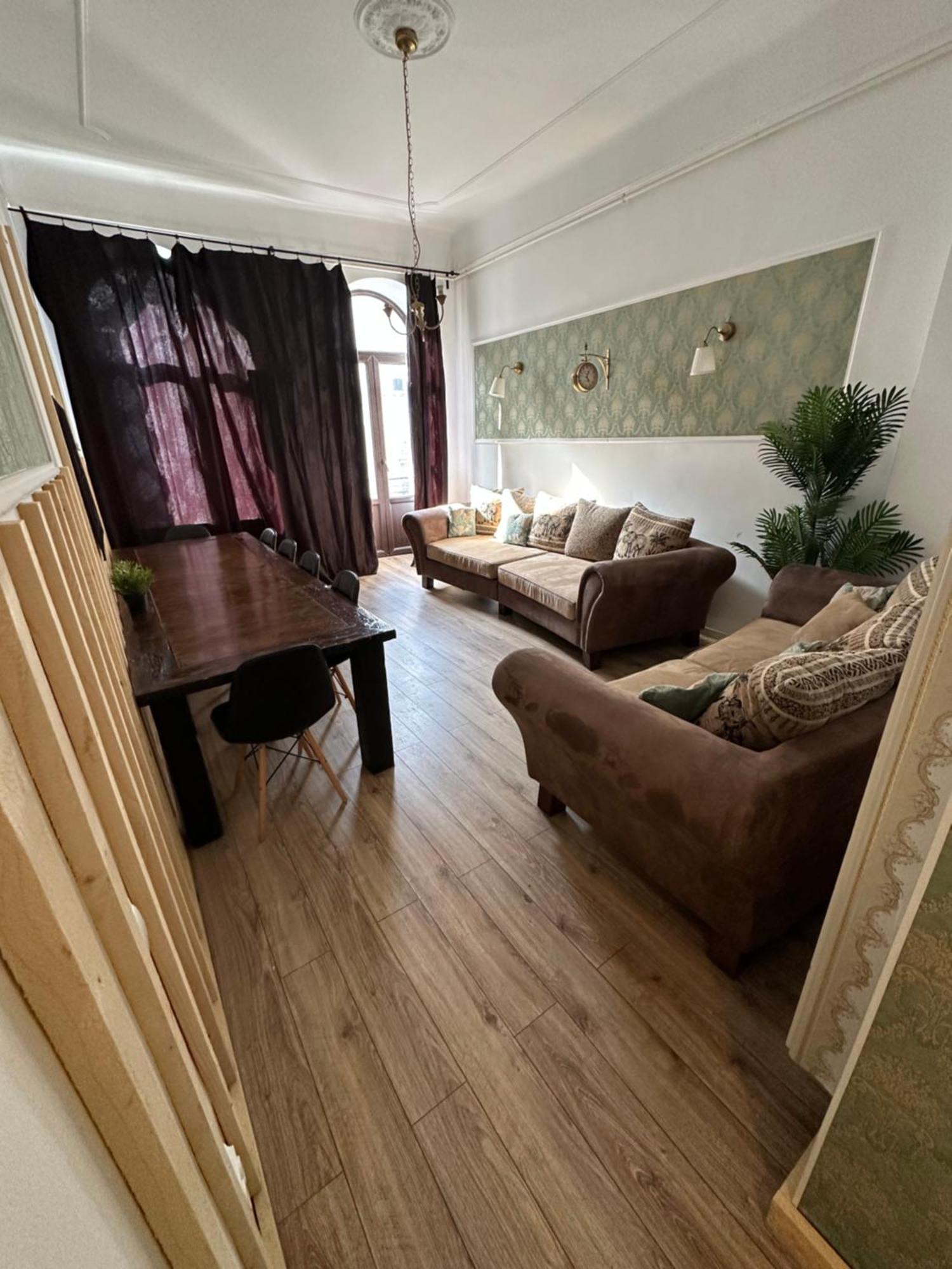 Apartment Royality Old Town Bucharest